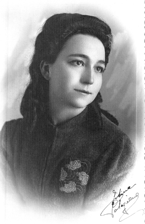 Grossmutter Titina 1941
